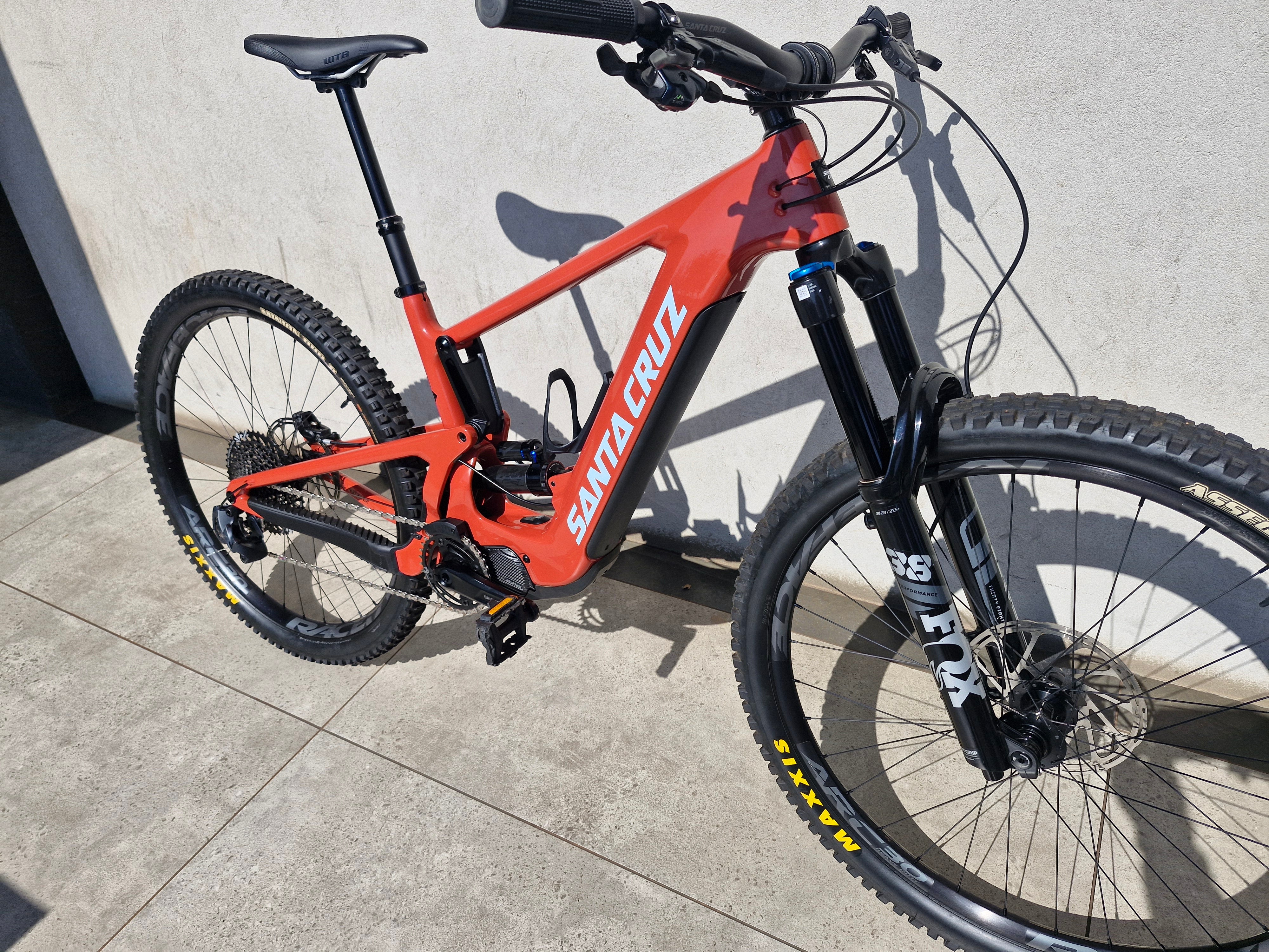 SANTA CRUZ HECKLER GX- S BUILD  -- DEMO LARGE ORANGE