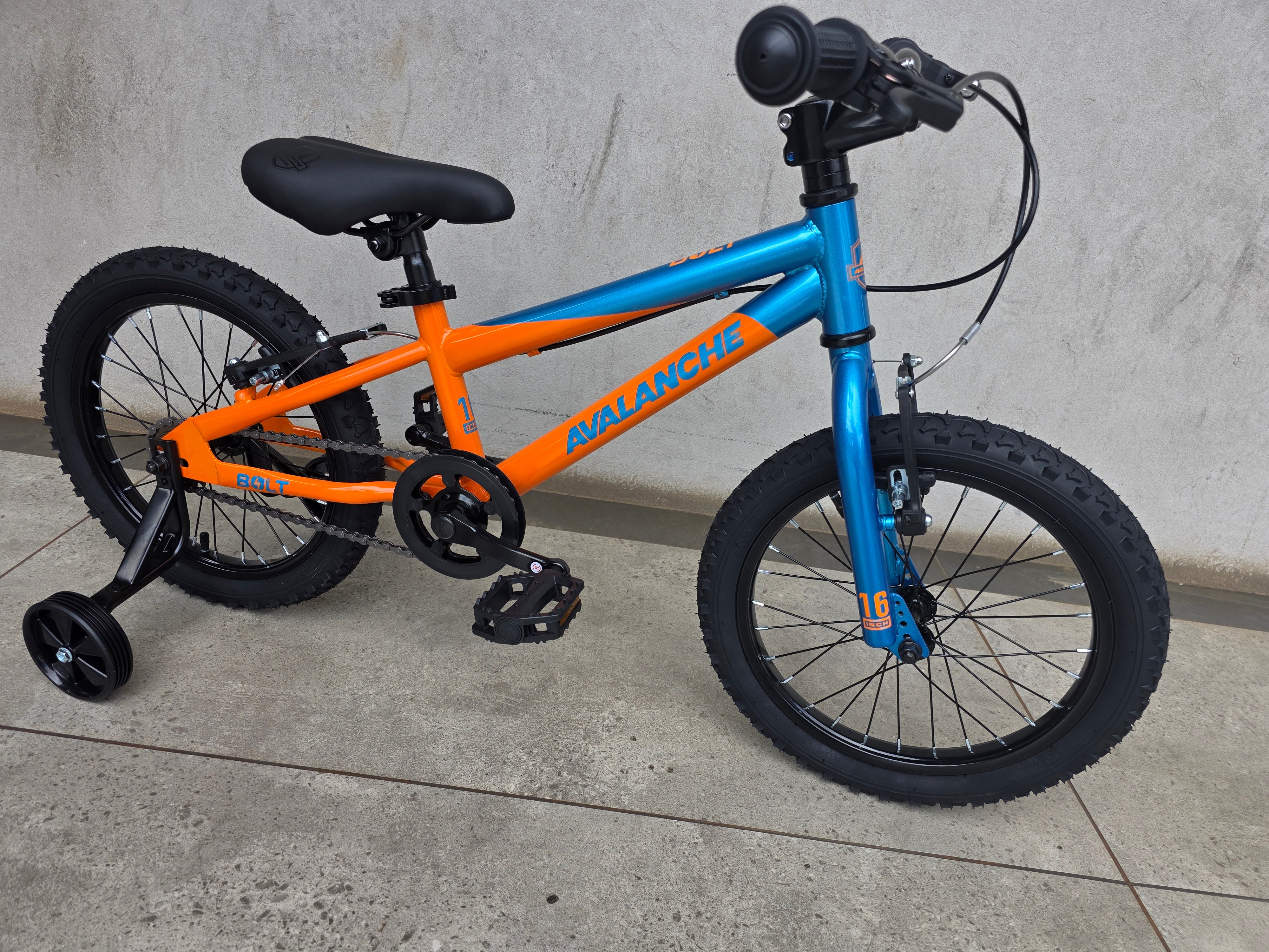 AVALANCHE BOLT 16" BOYES