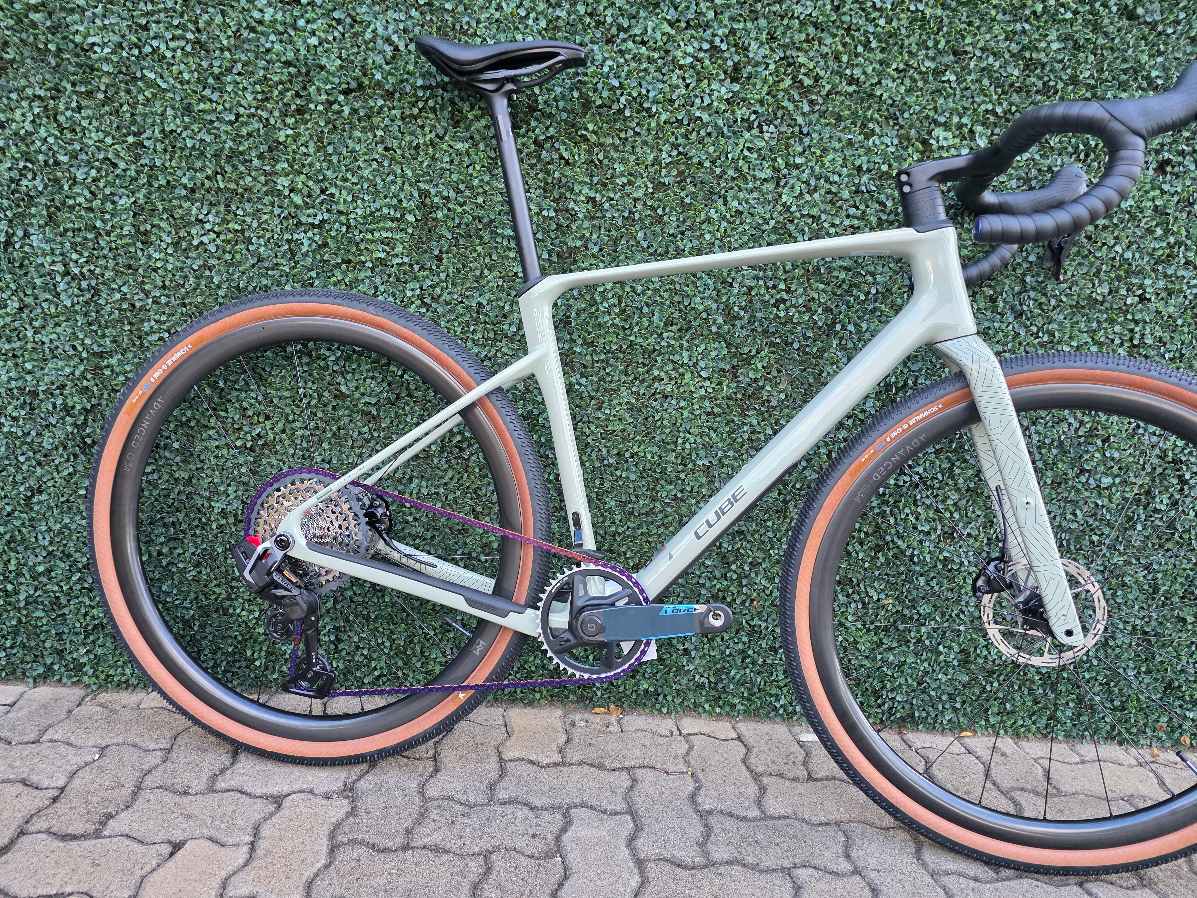 CUBE NUROAD C:62 EXC CARBON GARVEL BIKE- CRISSCROSS